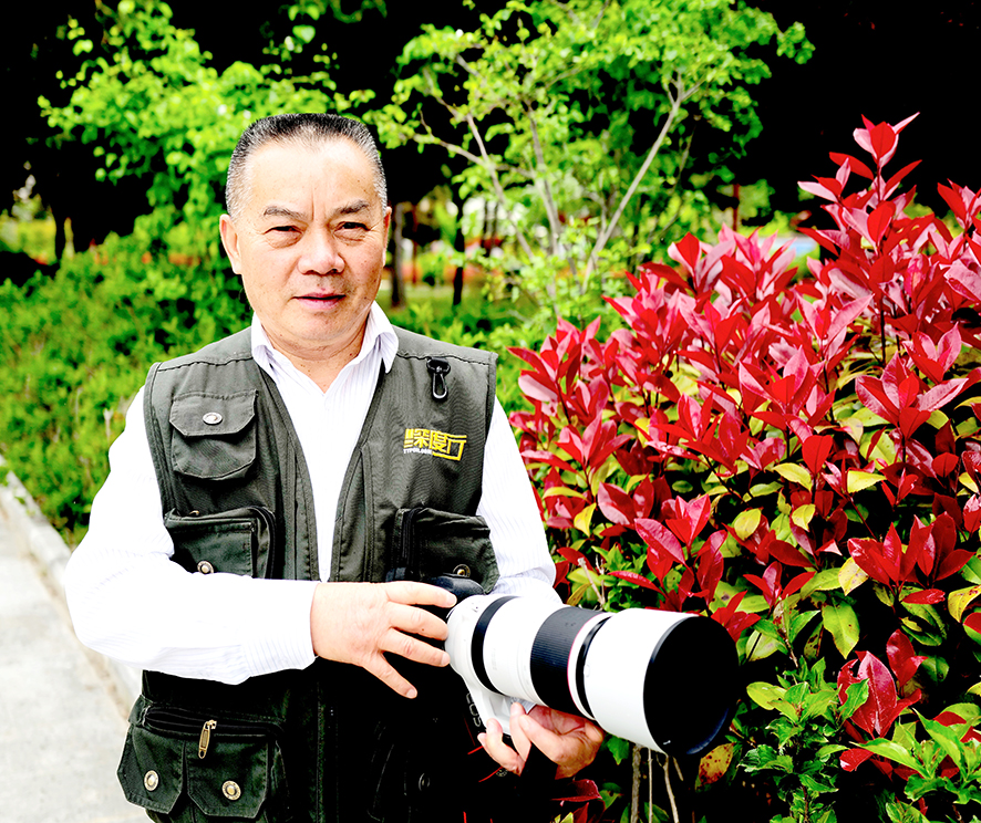王刚.jpg